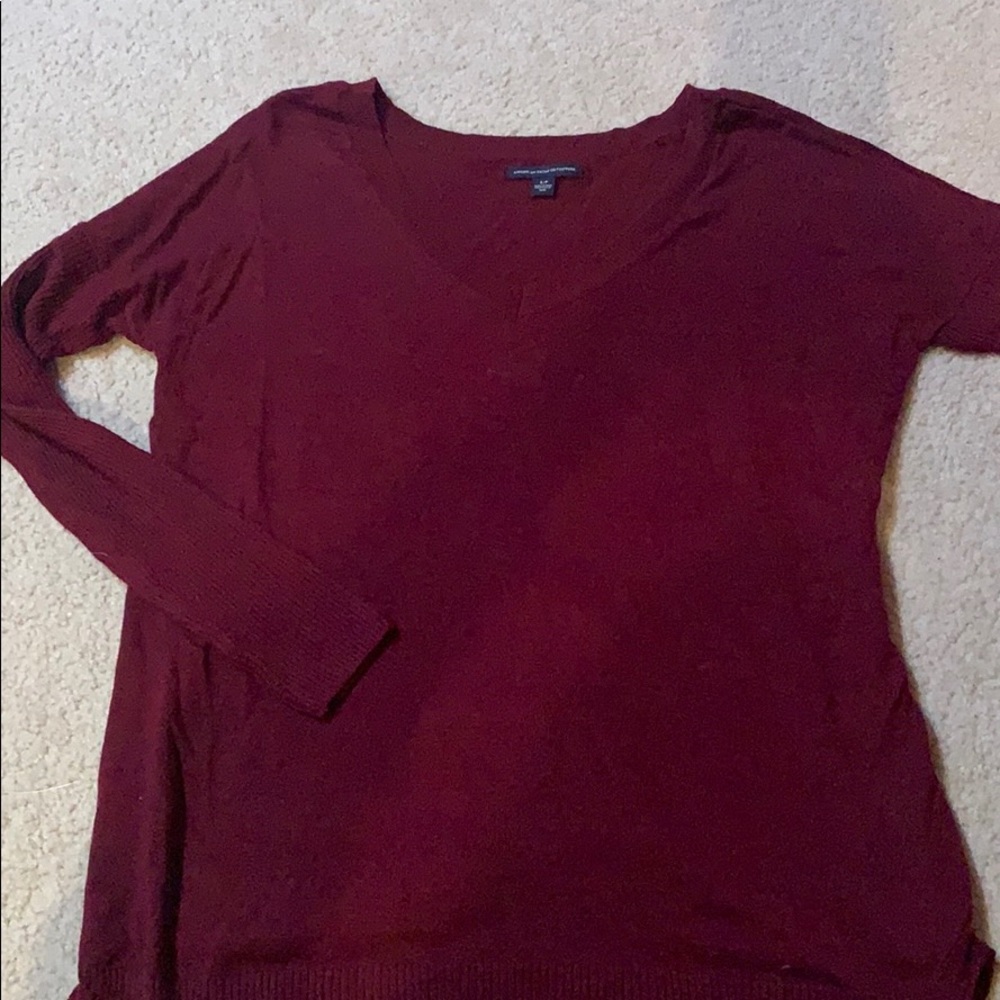 Maroon sweater